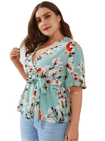 Plus Size Floral Print V-neck Short Sleeve Holiday Casual Blouse