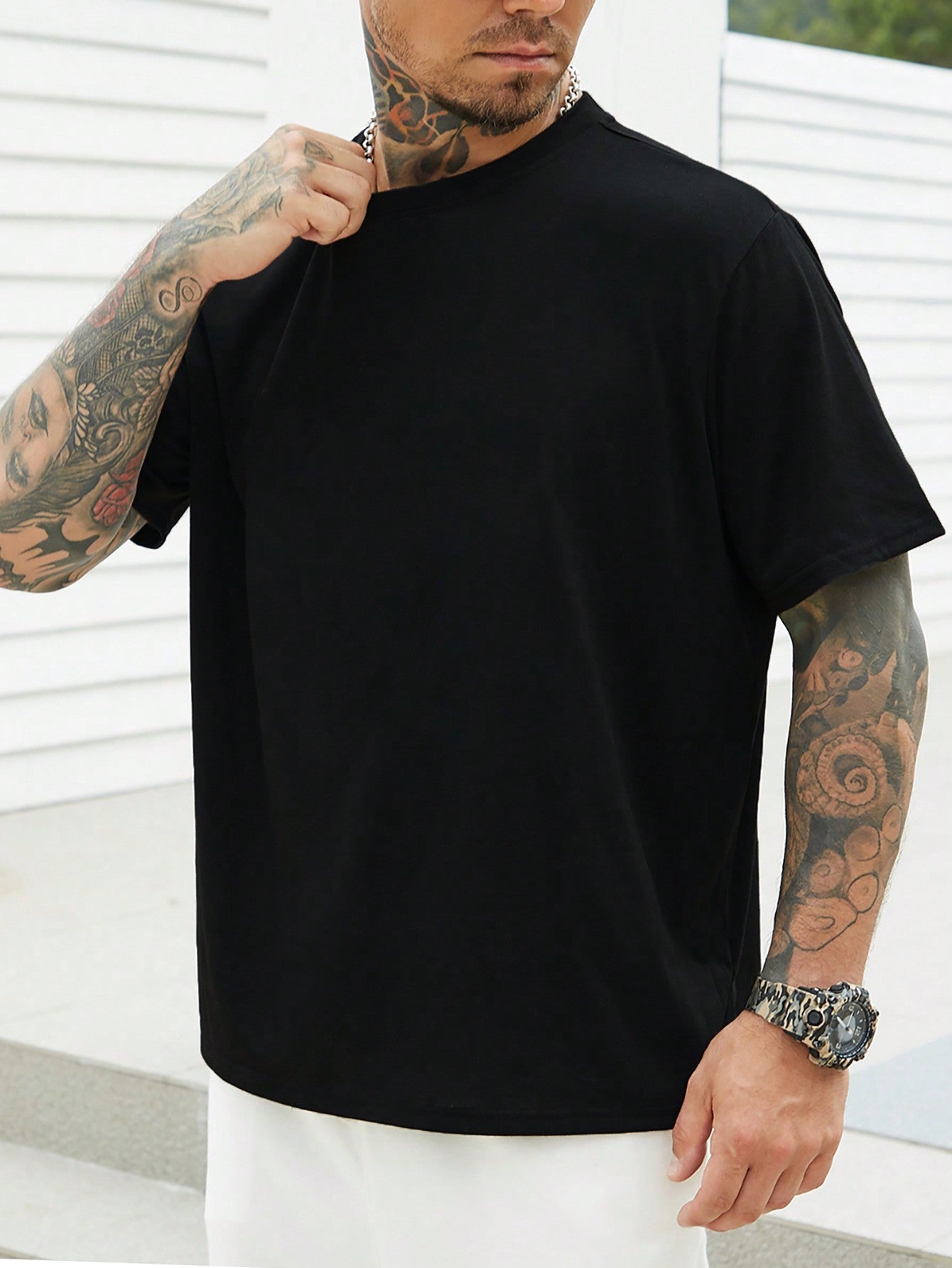 Men's Casual Solid Round Neck Tee - High Stretch, Short Sleeve, Regular Fit