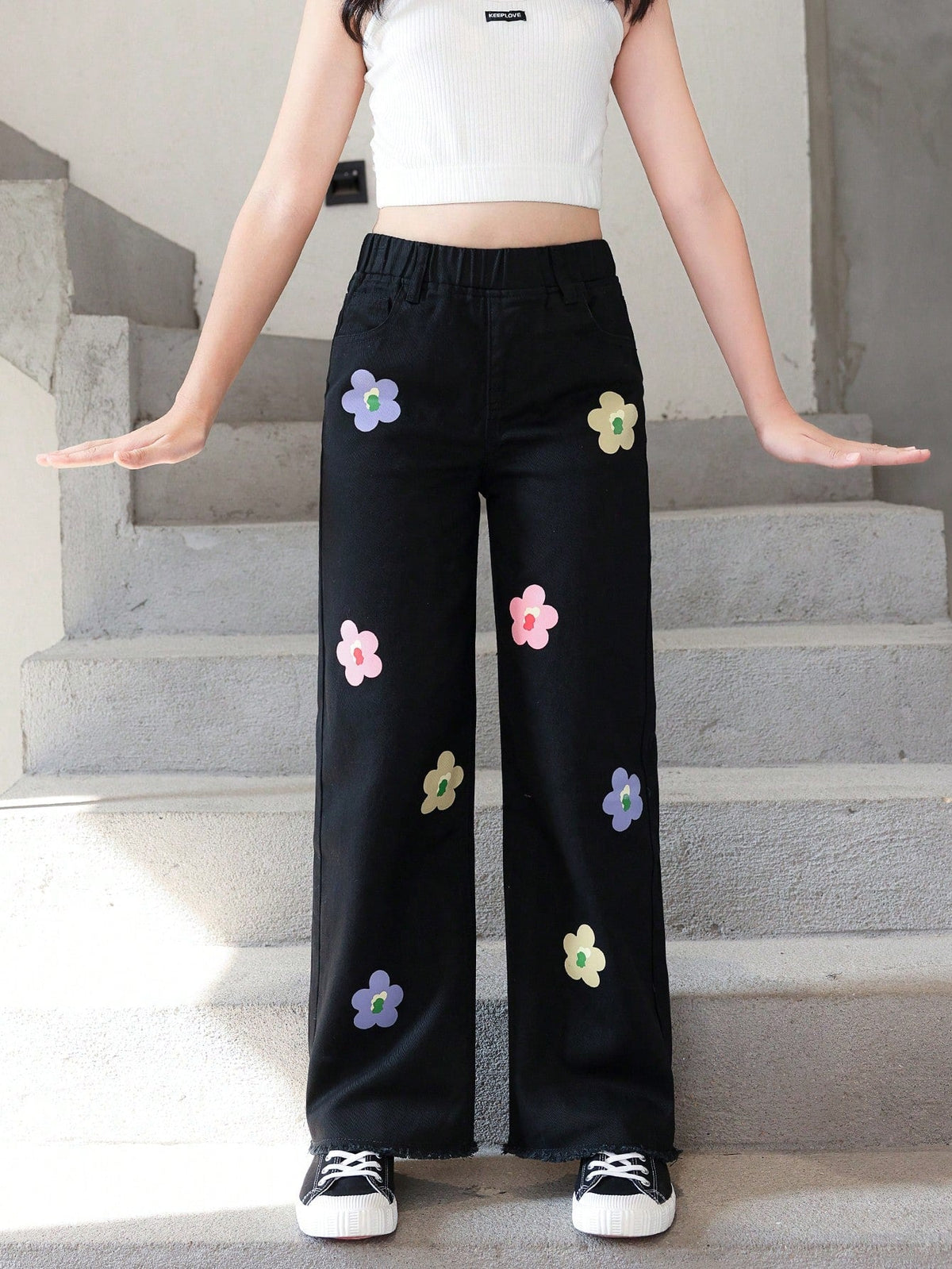 Tween Girl Floral Print Wide Leg Jeans - Elastic Waist, Pockets, 100% Cotton Denim