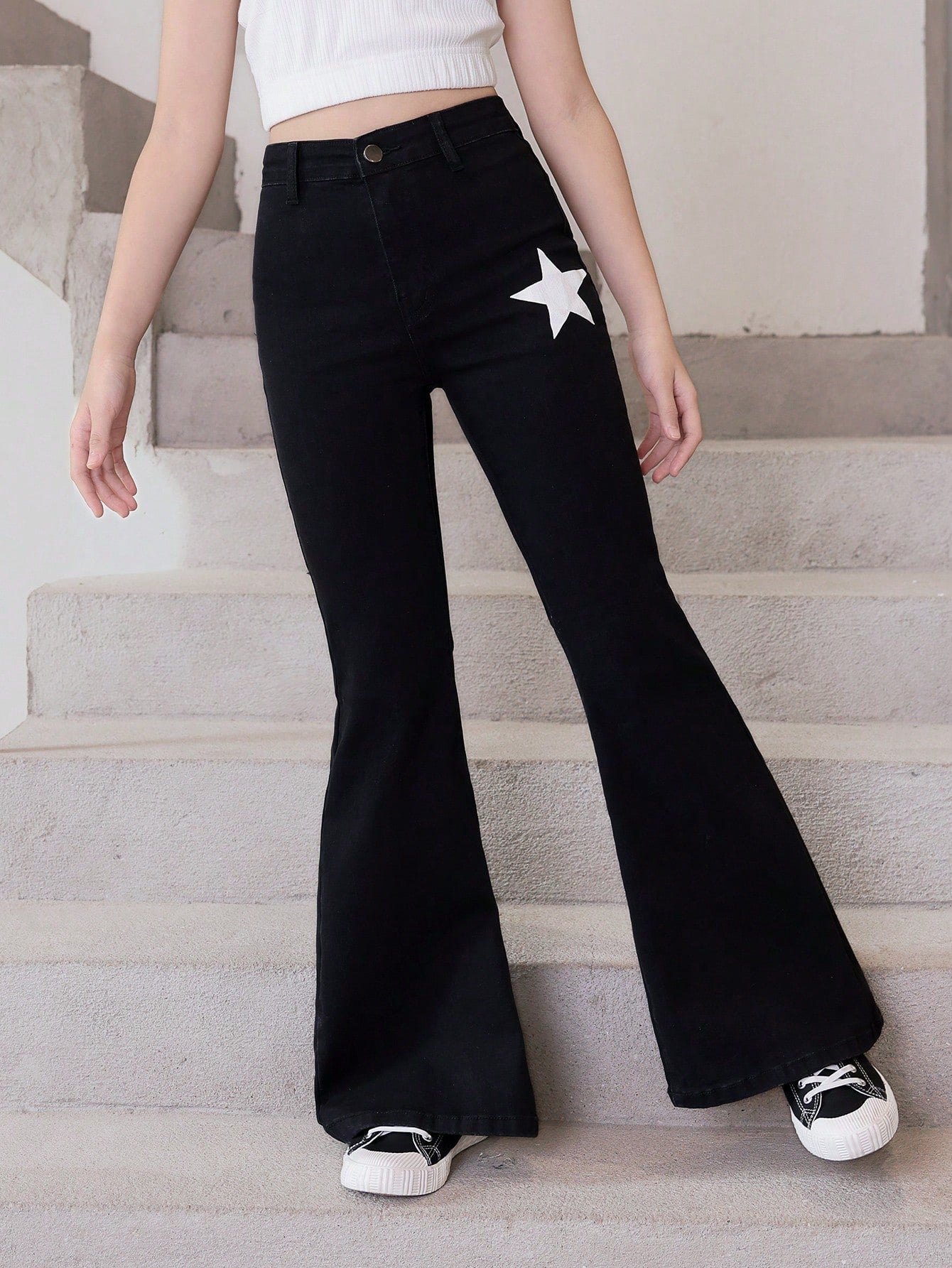 Tween Girl Fashionable Star Pattern Washed Denim Bell-Bottoms - Slimming, Flare Leg, Zipper Fly