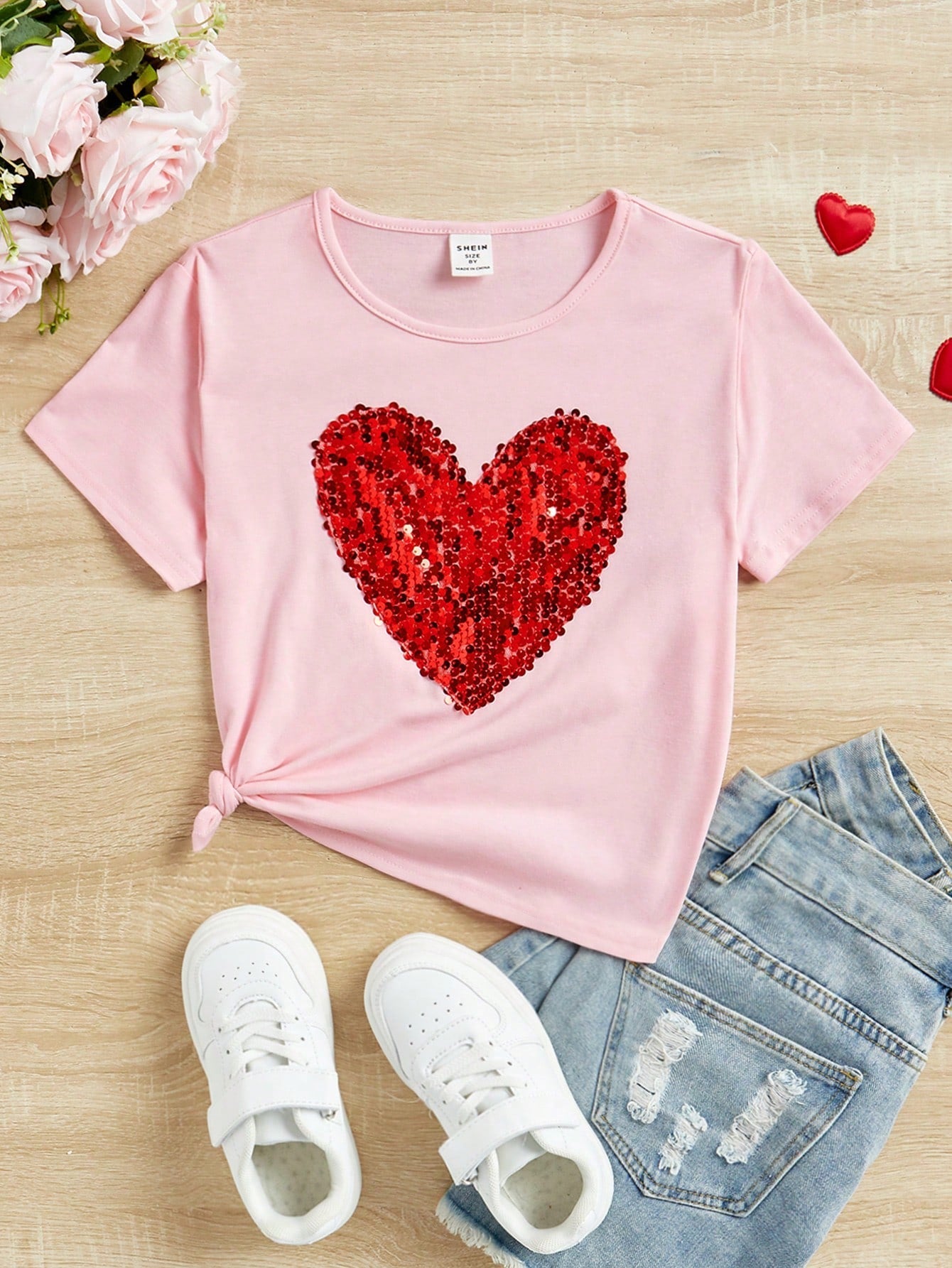 Harajuku Style Tween Girls' Love Heart Sequin T-Shirt - Short Sleeve, Round Neck