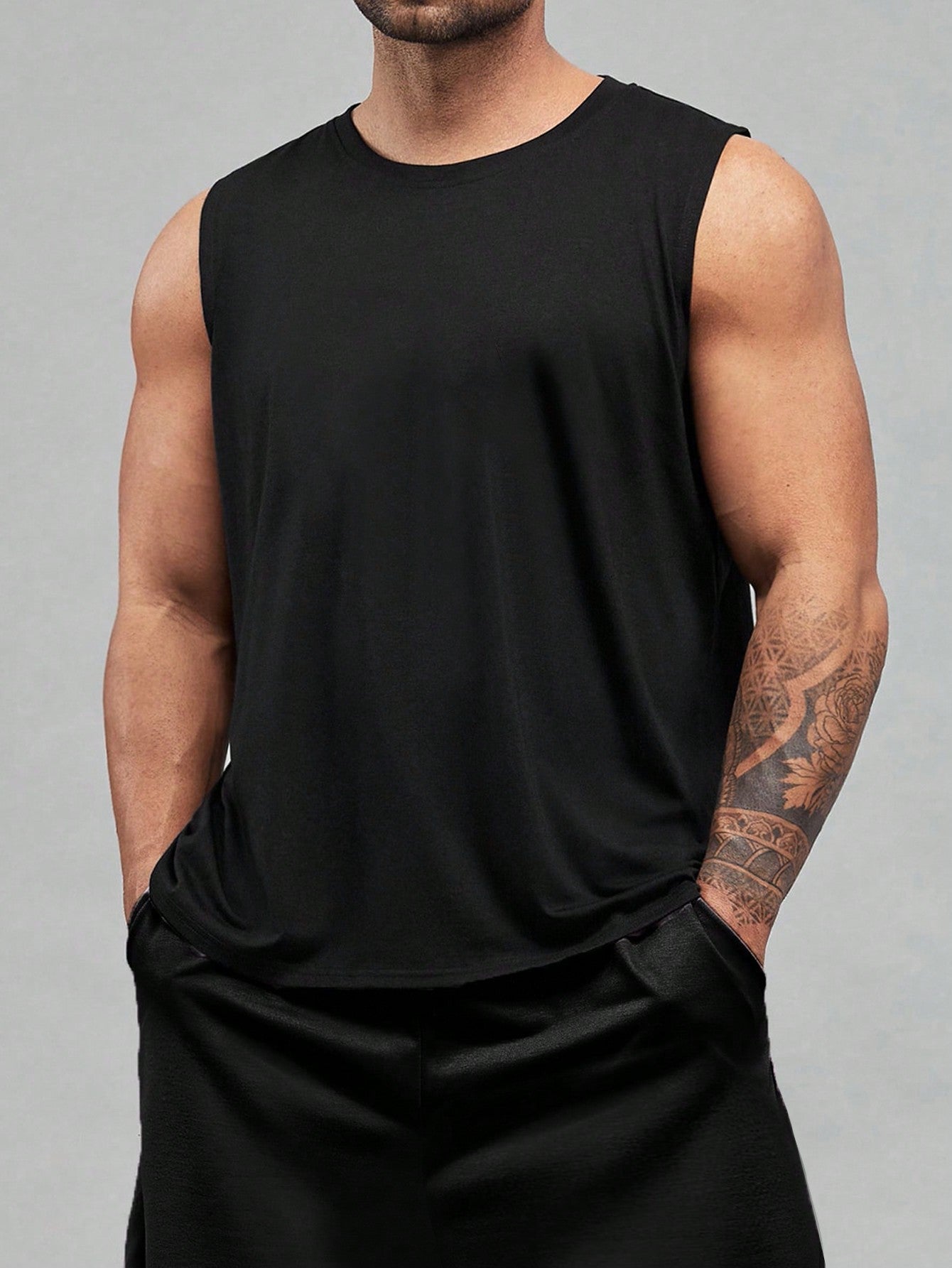 Men's Casual Solid Color Sleeveless Round Neck Top - Slight Stretch Fabric