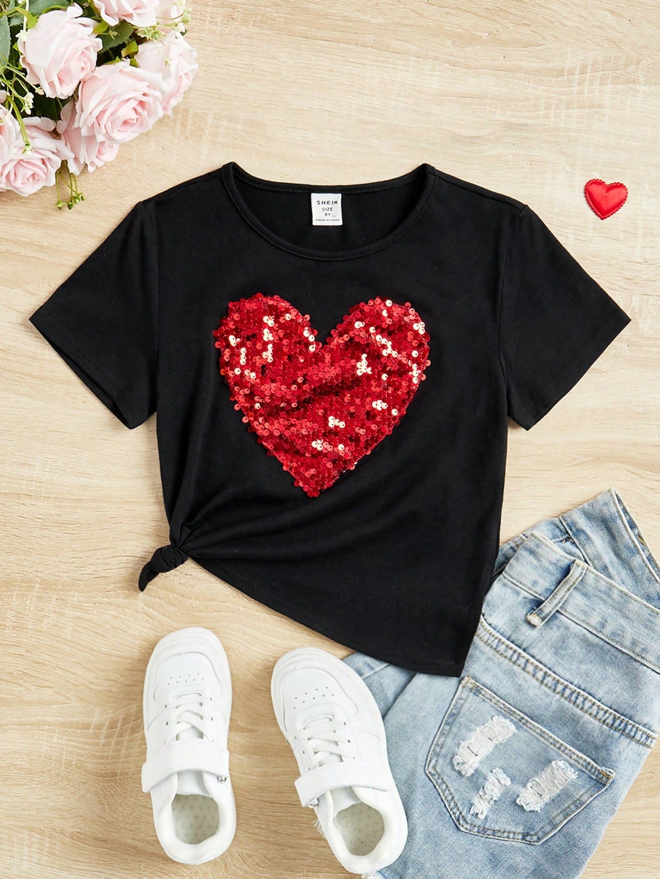 Harajuku Style Tween Girls' Love Heart Sequin T-Shirt - Short Sleeve, Round Neck