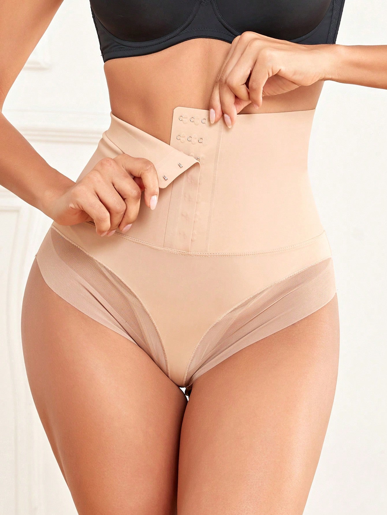 Women's Mesh Patchwork Shapewear Bottoms for a Flattering Fit