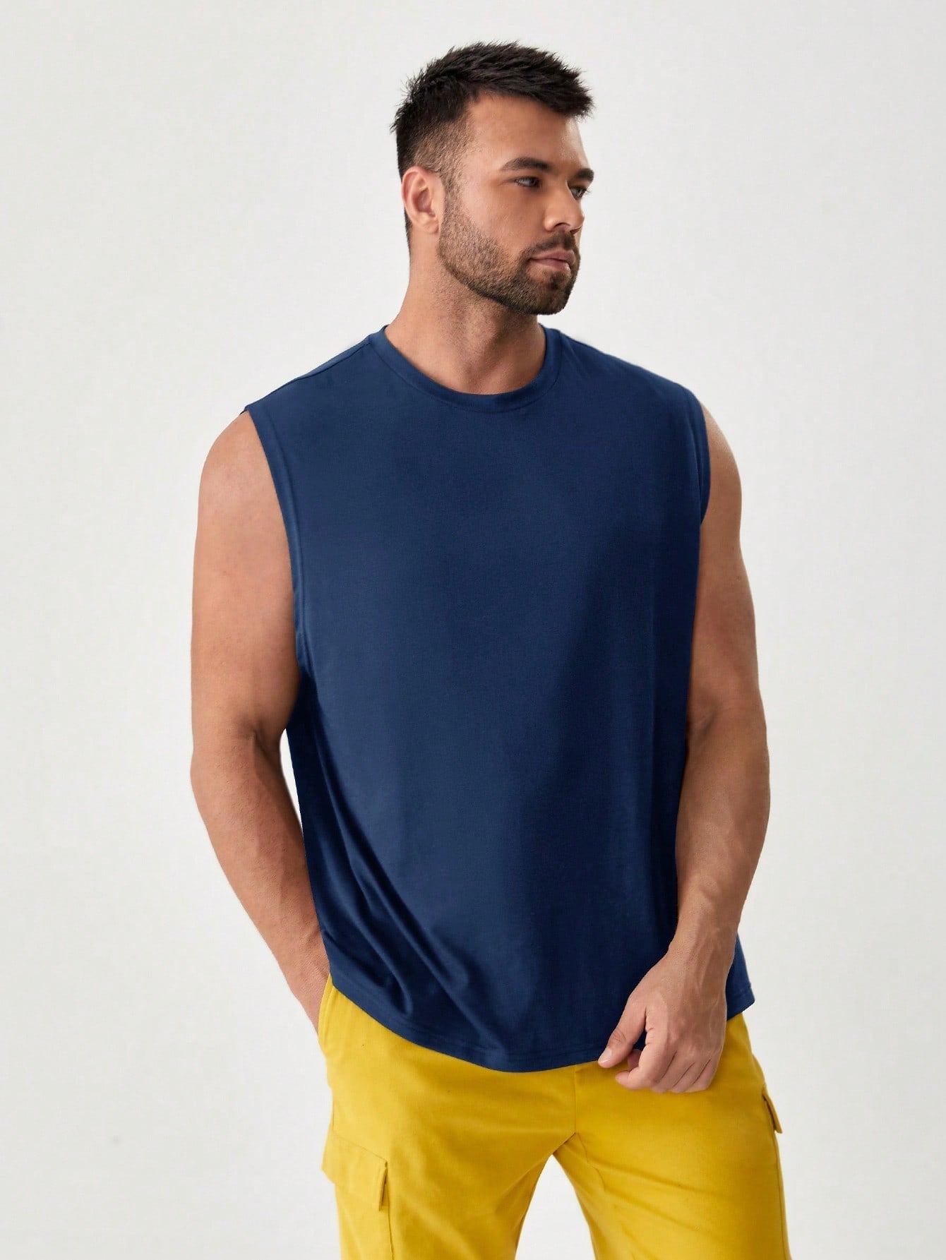 Men's Casual Solid Sleeveless Tank Top, Round Neck, Slight Stretch Fabric