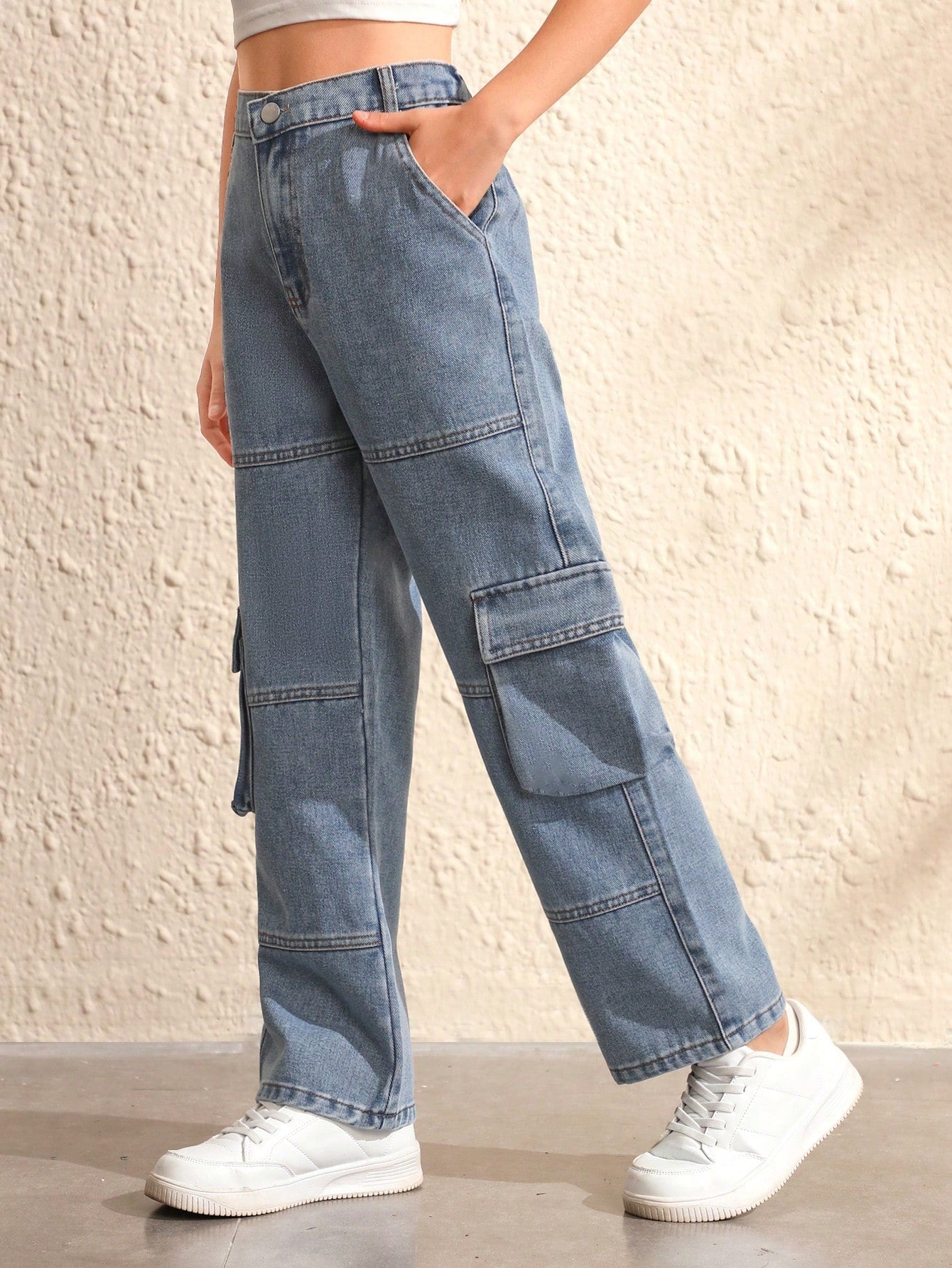 Tween Girl Light Wash Elastic Waist Cargo Jeans - Straight Leg, Zipper Fly, Flat Pockets