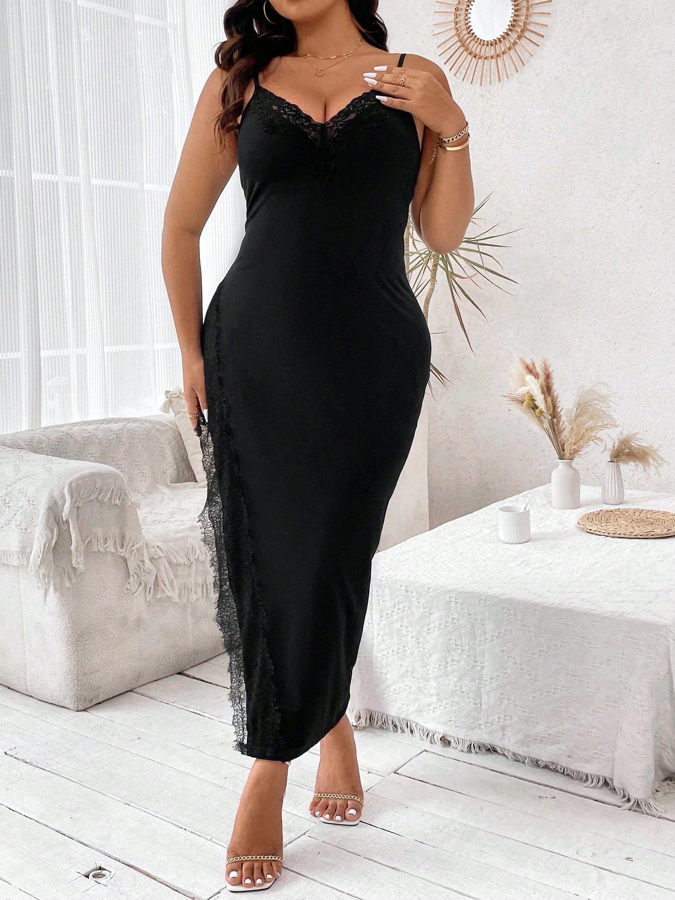 Plus Size Sexy Lace Patchwork Side Slit Cami Dress - Sleeveless, High Stretch, Long Length