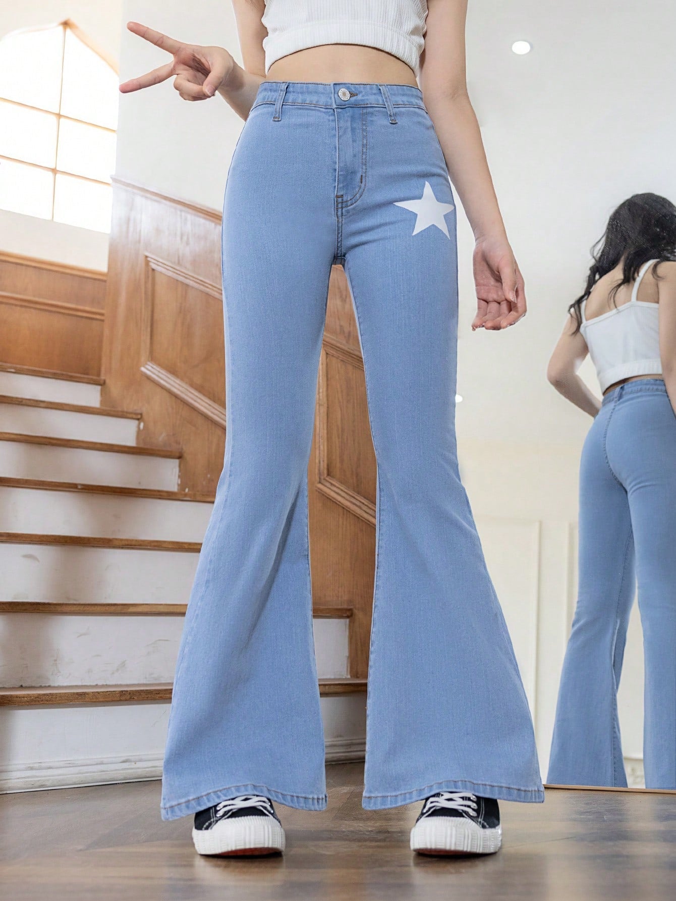 Tween Girl Fashionable Star Pattern Washed Denim Bell-Bottoms - Slimming, Flare Leg, Zipper Fly