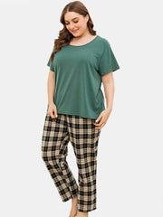 Plus Size Women Solid Color Short Sleeve Top Plaid Print Two Piece Home Pajama Set