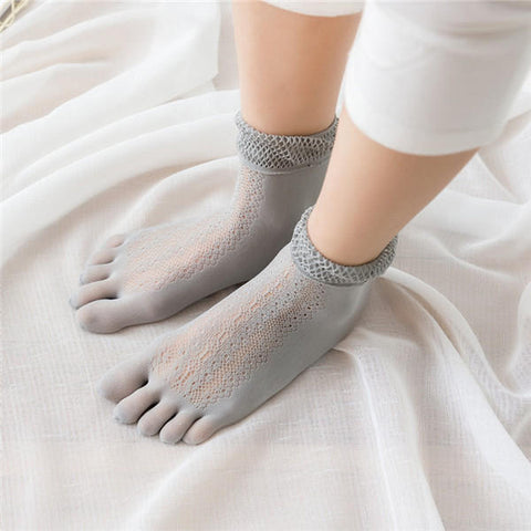 Women Summer Mesh Breathable Five Toe Socks Absorbent Sweat Short Socks