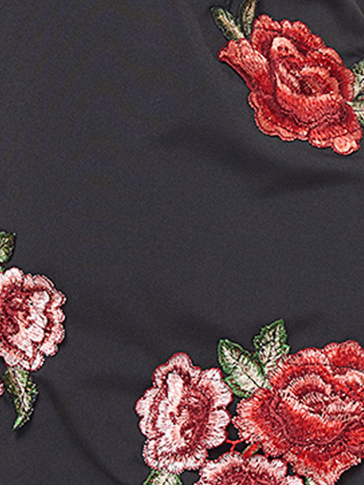 Flower Embroidery Black Sleeveless V-neck Halter Mini Dress With Chocker
