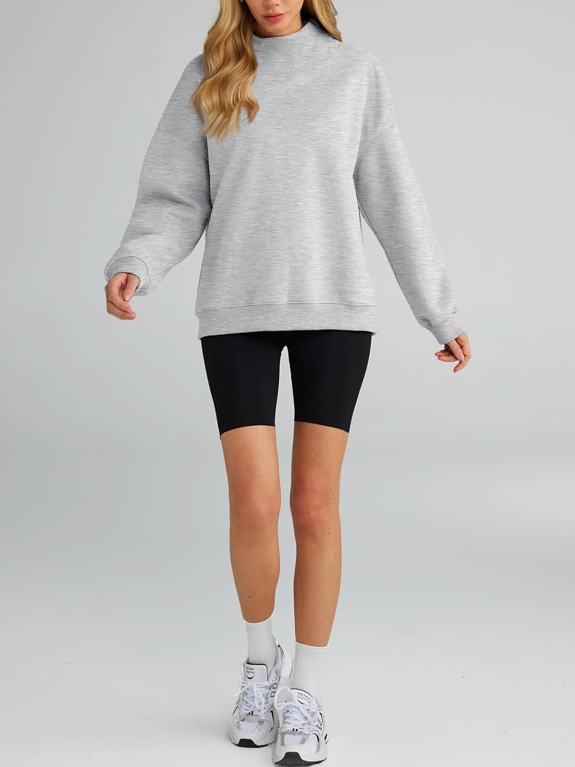 Women's Turtleneck Sweatshirt - Oversized Drop Shoulder Pullover with Fleece Lining