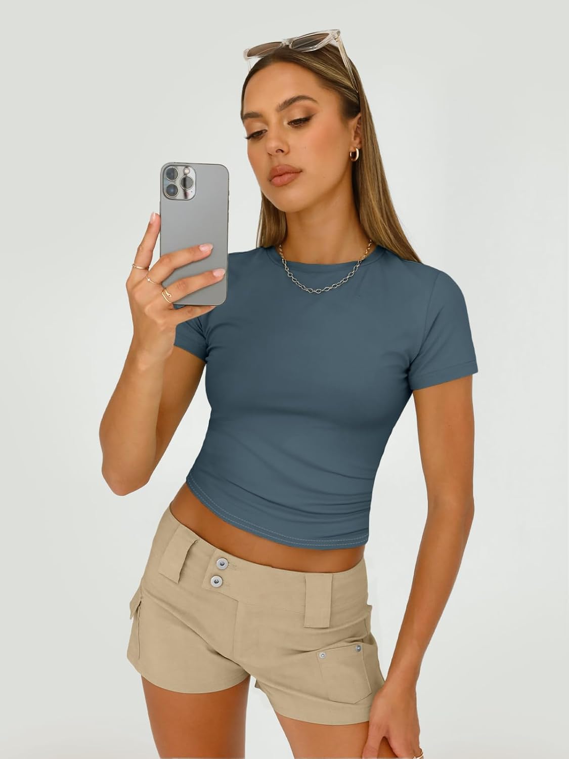 Womens Basic T-Shirts Scoop Neck Short Sleeve Crop Tops Cute Summer Tops Slim Fit Tees