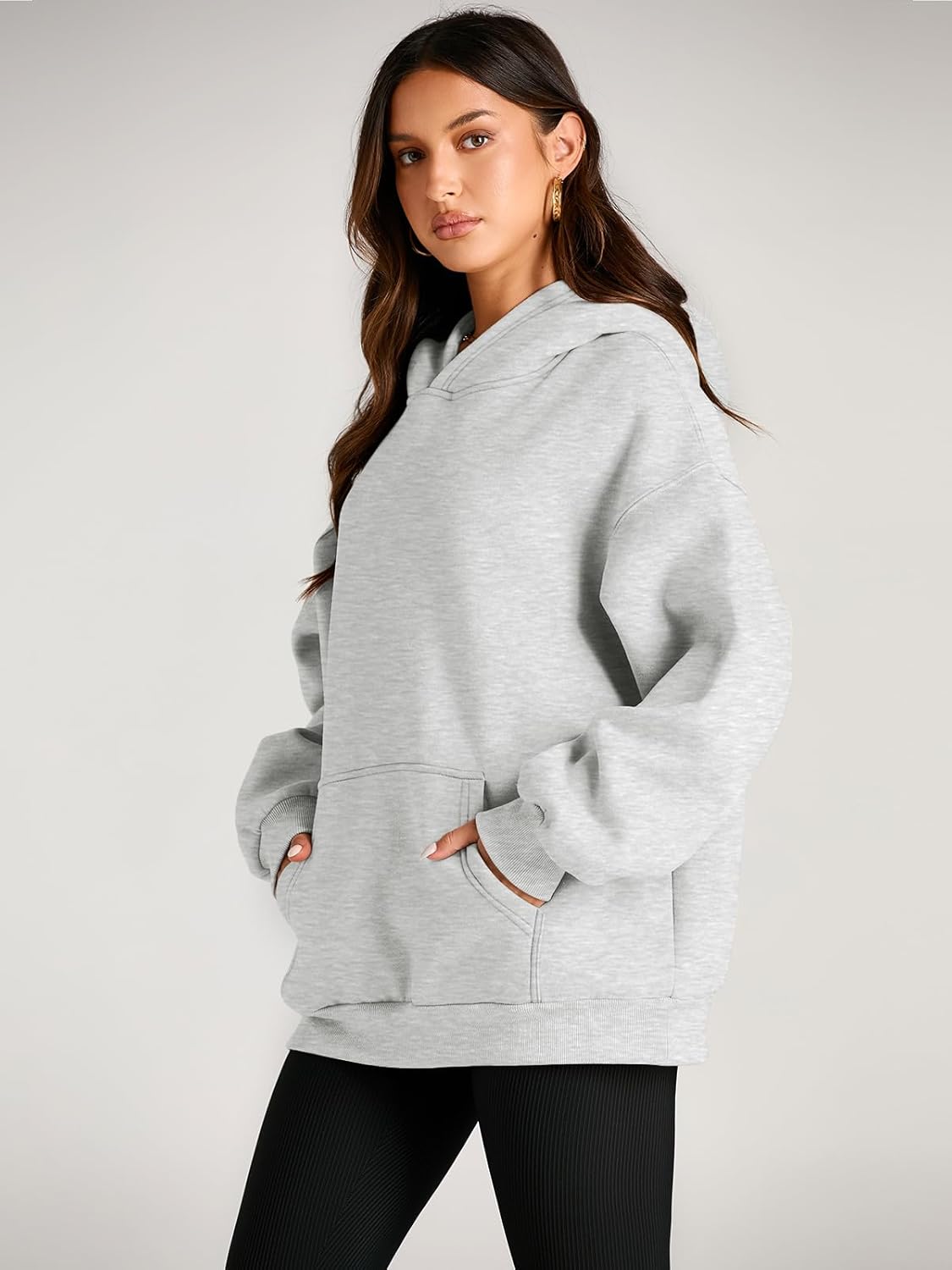 Women’s Oversized Fleece Hoodie – Cozy Pullover Sweatshirt with Pocket for Fall & Winter