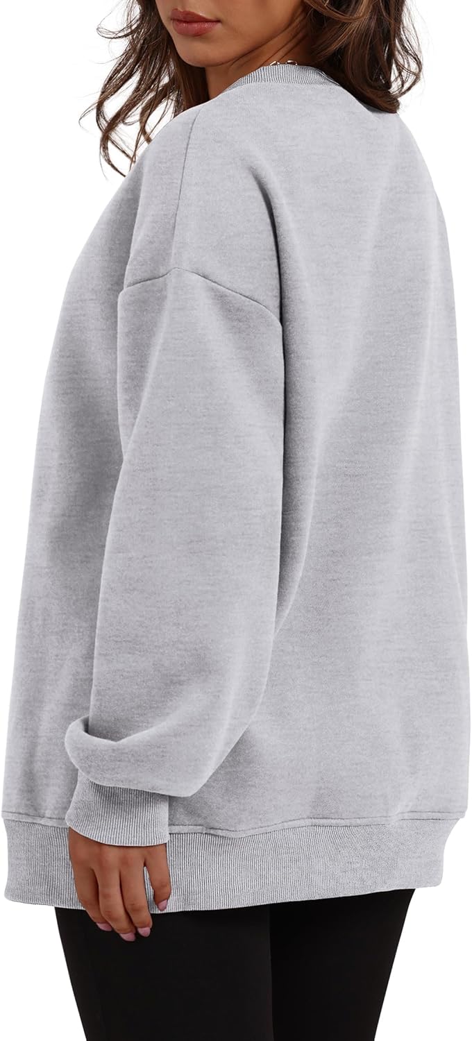 Women's Oversized Crewneck Sweatshirt - Fall Fashion Fleece Pullover with Pockets