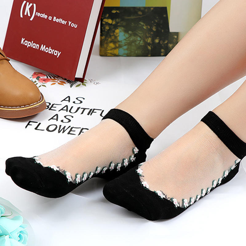 Women Ultrathin Breathable Printting Embroidered Cotton Lace Low Cut Non Slip Sock