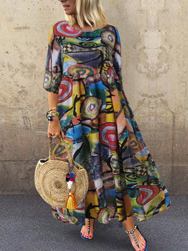 Women Retro Graffiti Print Round Neck Pleated Casual Maxi Dresses