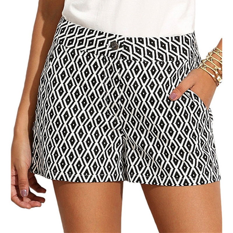 New Fashion Plaid Shorts Women Summer Black And White Mid Waist Casual Pocket Straight
