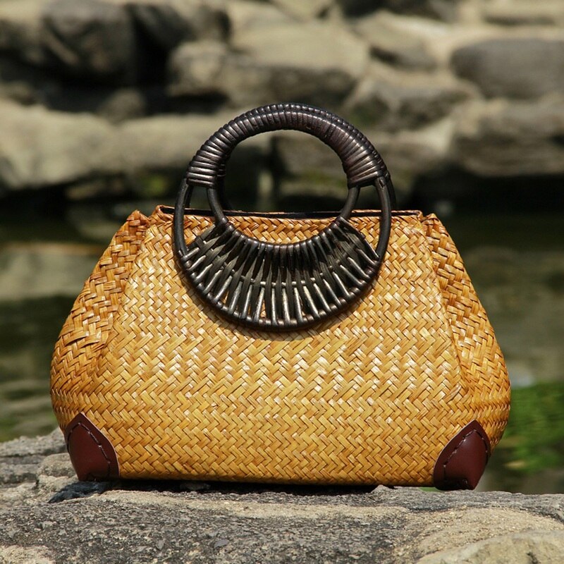 Women Straw Bags Handmade Vintage Wood Handle Bag