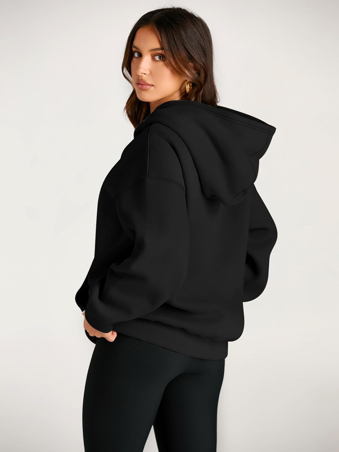 Women’s Oversized Fleece Hoodie – Cozy Pullover Sweatshirt with Pocket for Fall & Winter