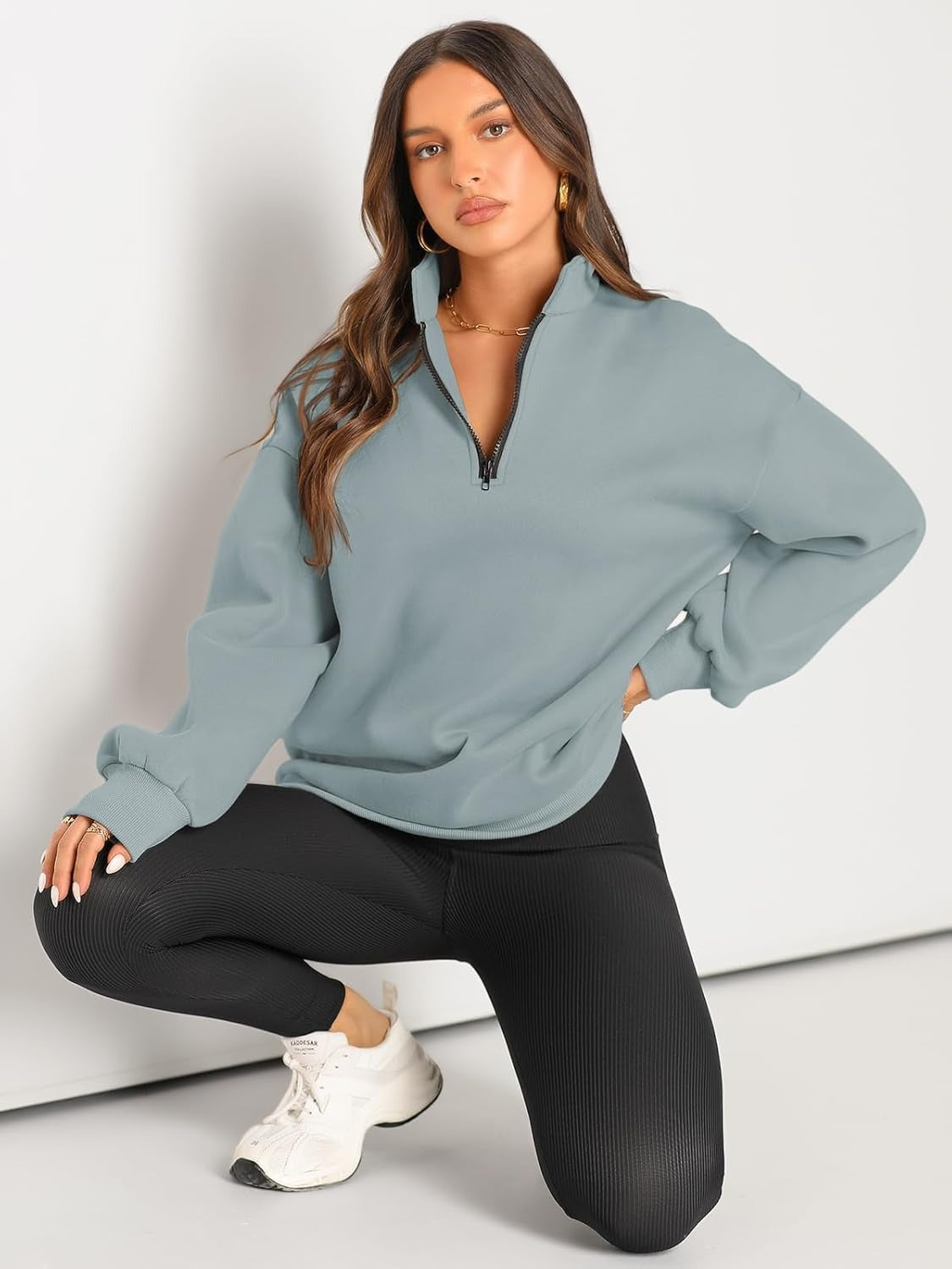 Women’s Oversized Half-Zip Pullover – Cozy Fleece Hoodie with Drop Shoulder & Quarter-Zip Design – Casual Fall and Winter Sweatshirt