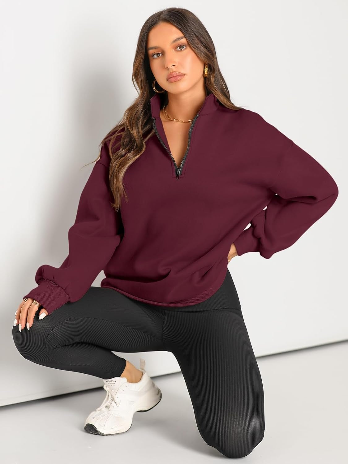 Women’s Oversized Half-Zip Pullover – Cozy Fleece Hoodie with Drop Shoulder & Quarter-Zip Design – Casual Fall and Winter Sweatshirt