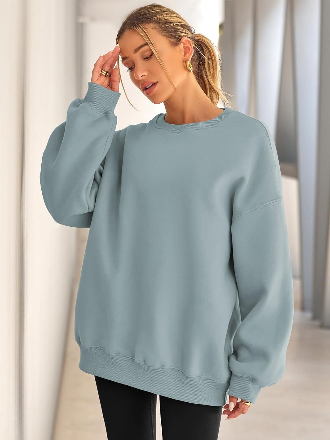 Women's Oversized Fleece Sweatshirt - Fall/Winter Casual Crewneck Pullover Top