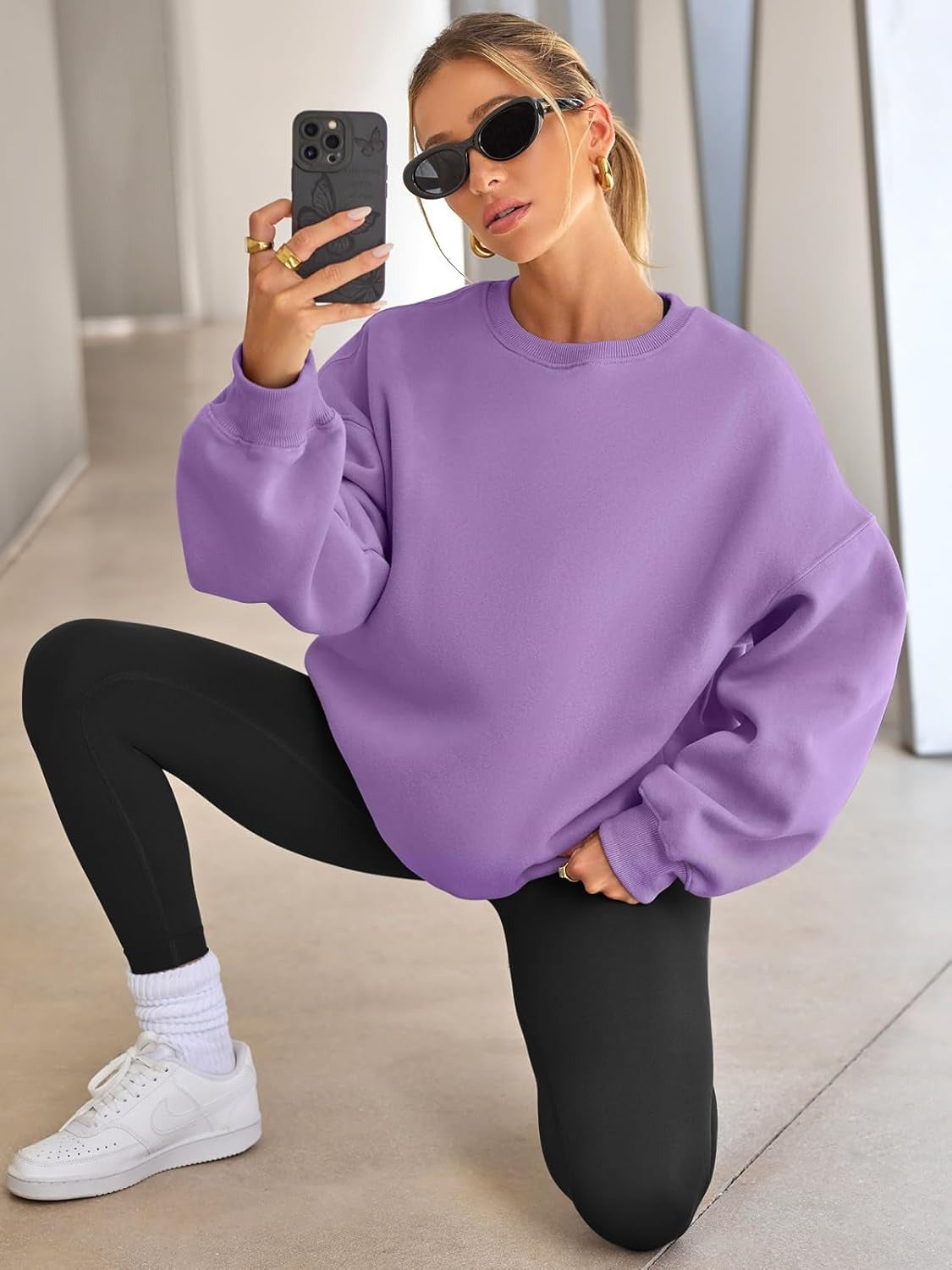 Women's Oversized Fleece Sweatshirt - Fall/Winter Casual Crewneck Pullover Top