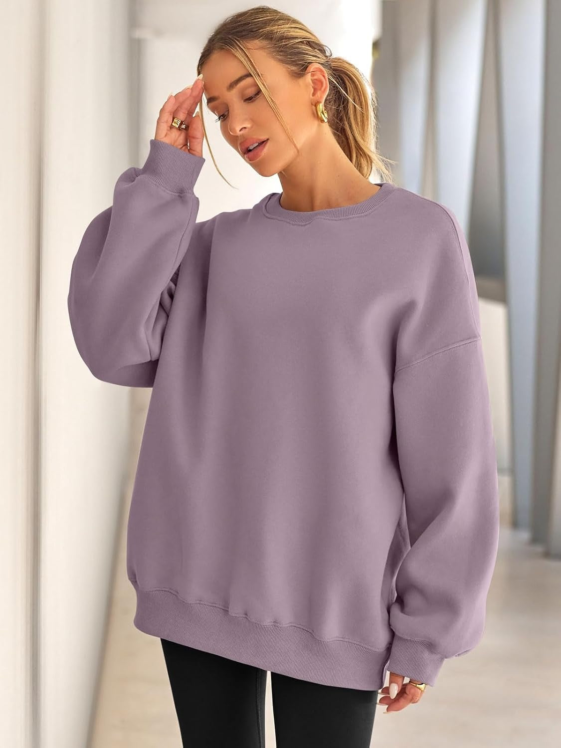 Women's Oversized Fleece Sweatshirt - Fall/Winter Casual Crewneck Pullover Top