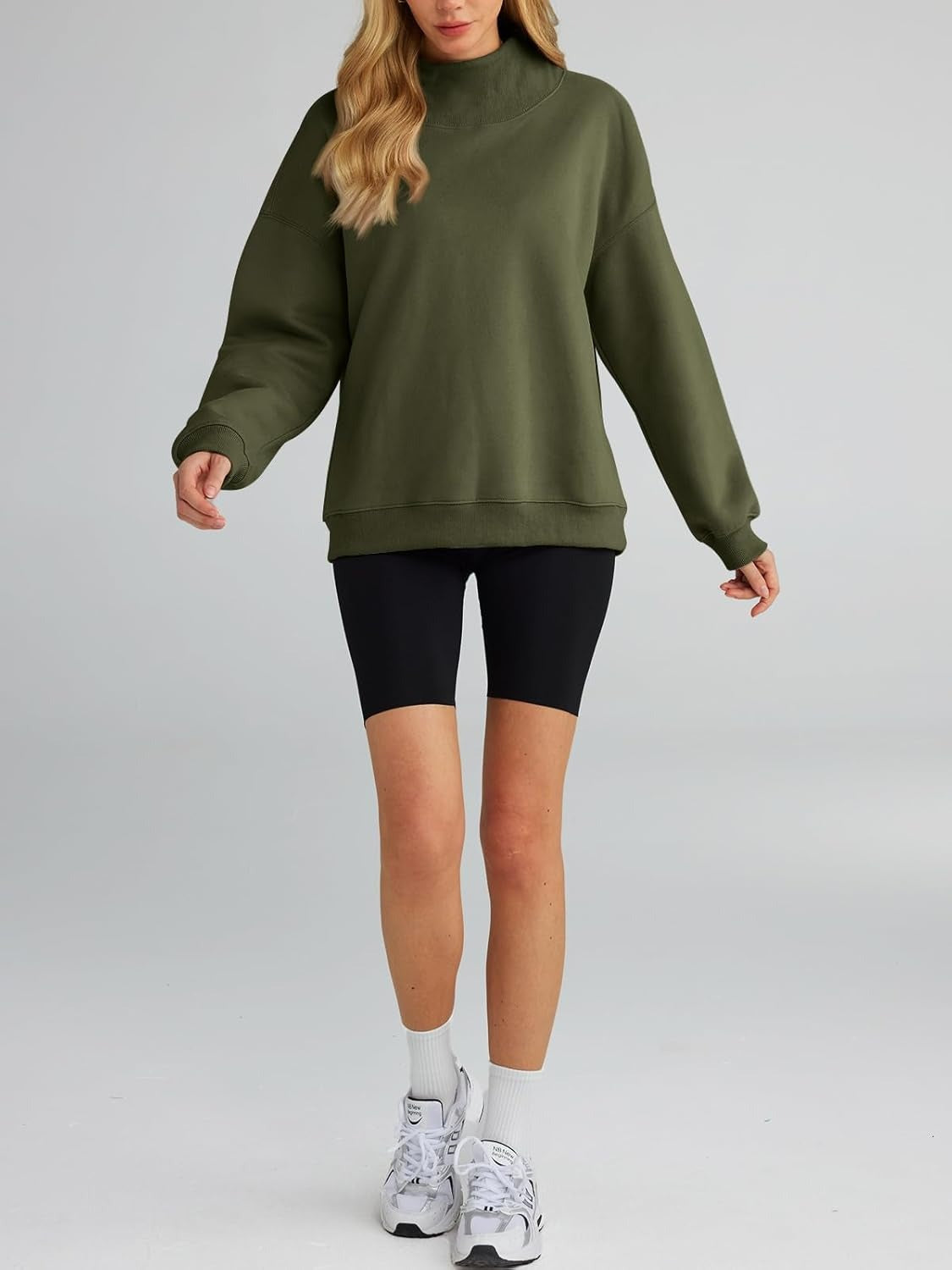 Women's Turtleneck Sweatshirt - Oversized Drop Shoulder Pullover with Fleece Lining
