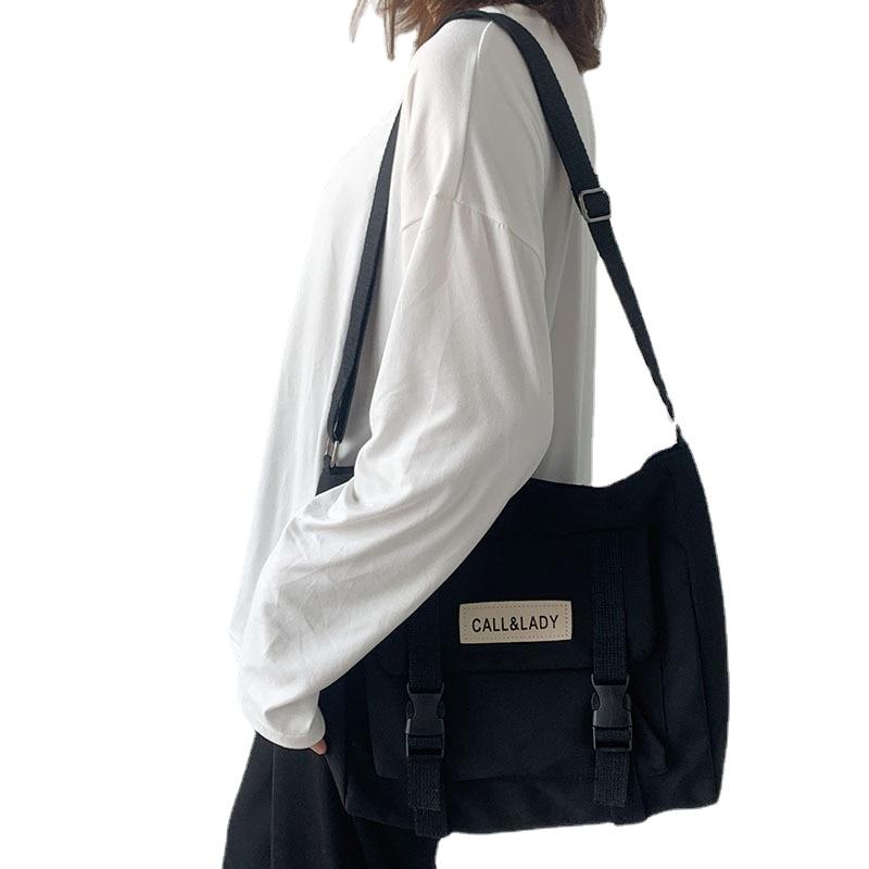 Trendy Large Capacity Women's Nylon Messenger Bag