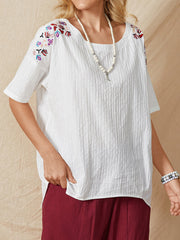 Women Floral Embroidery O-neck Irregular Hem Casual Loose T-shirts