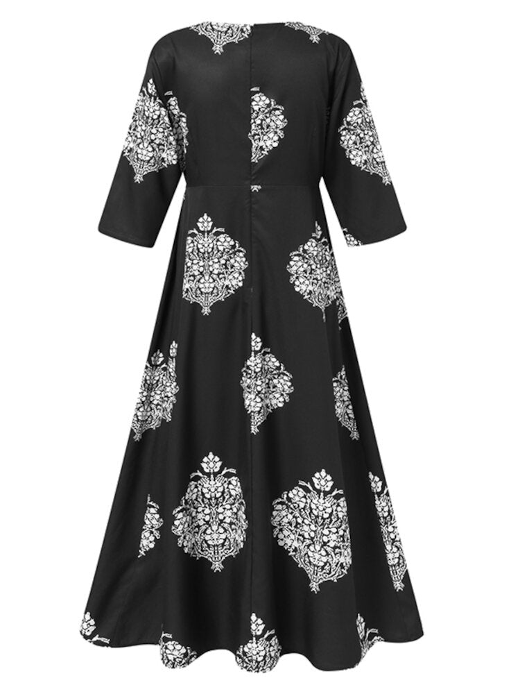 Vintage Print Black Round Neck Holiday Bohemian Swing Maxi Dress For Women