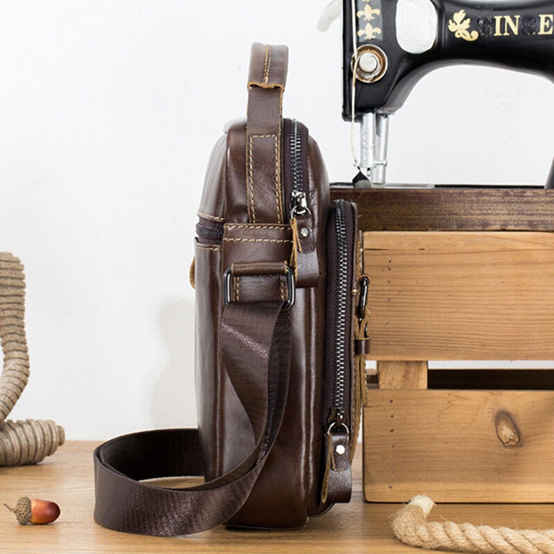 Men Genuine Leather Multi-pocket Crossbody Bag Vintage Keychain Design Shoulder