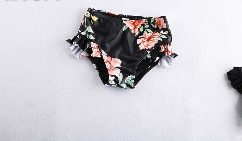 Floral Printed Clothes For Mother Daughter And Swimwear Bikini