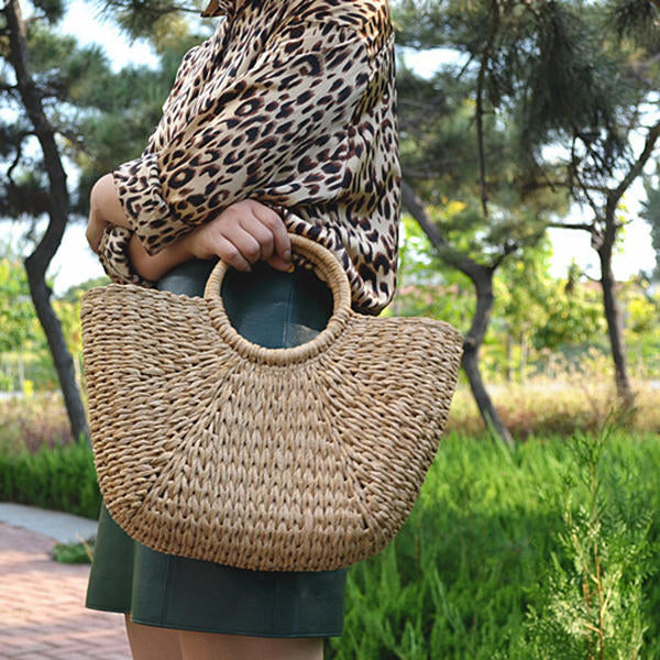 Women Casual Straw Handbag Woven Plush Ball Beach Bag