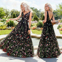 Bohemian Style Sexy Black Backless V-Neck Embroidery Lace Long Prom Dress