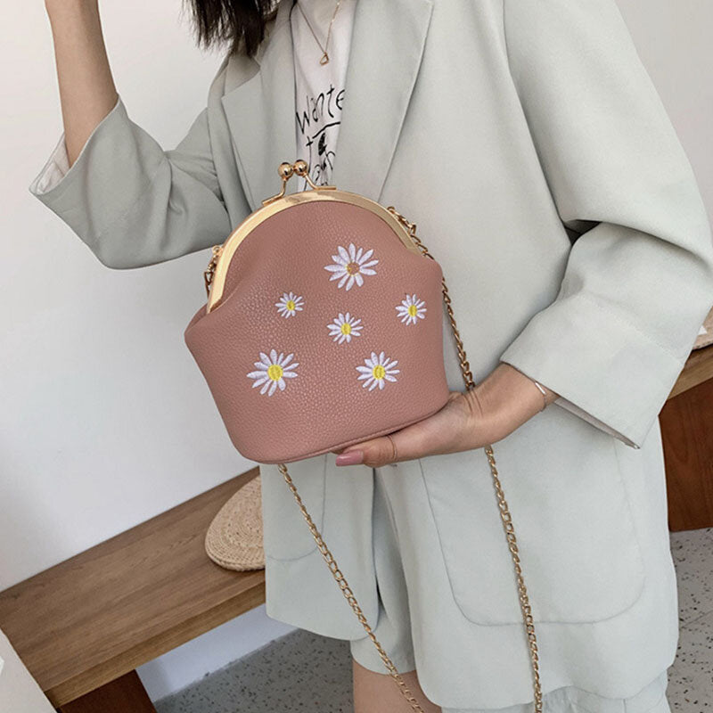 Women Daisy Embroidery Chains Hasp Crossbody Bag Shoulder