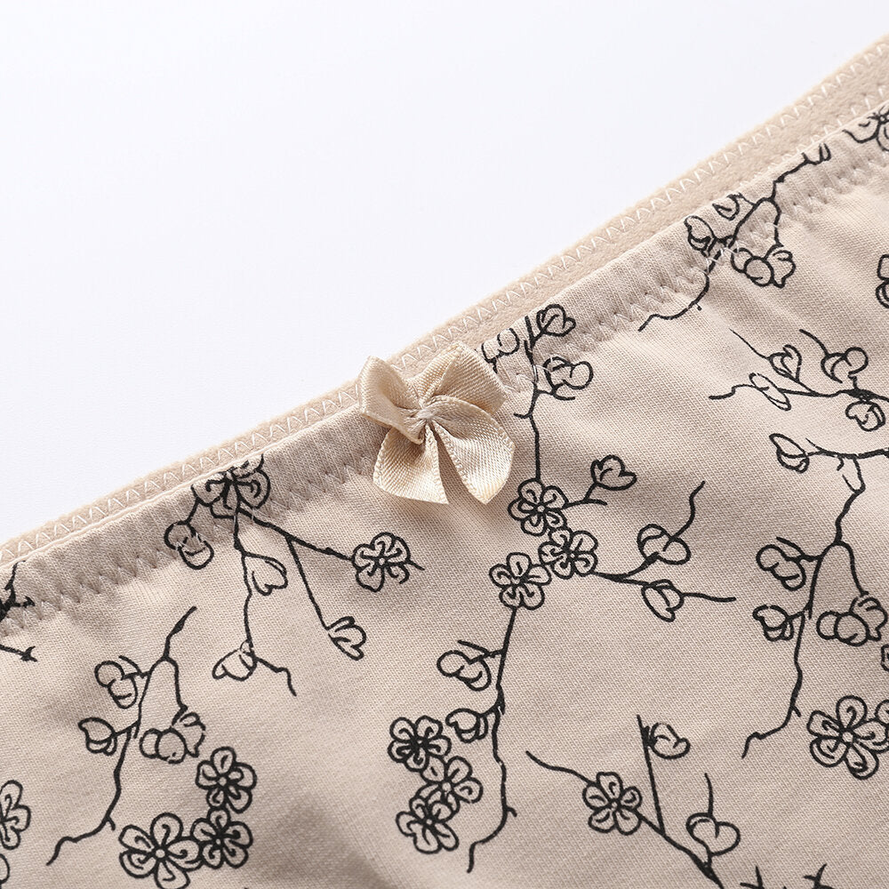 Cotton Floral Printing Mid Waist Full Hip Breathable Panties