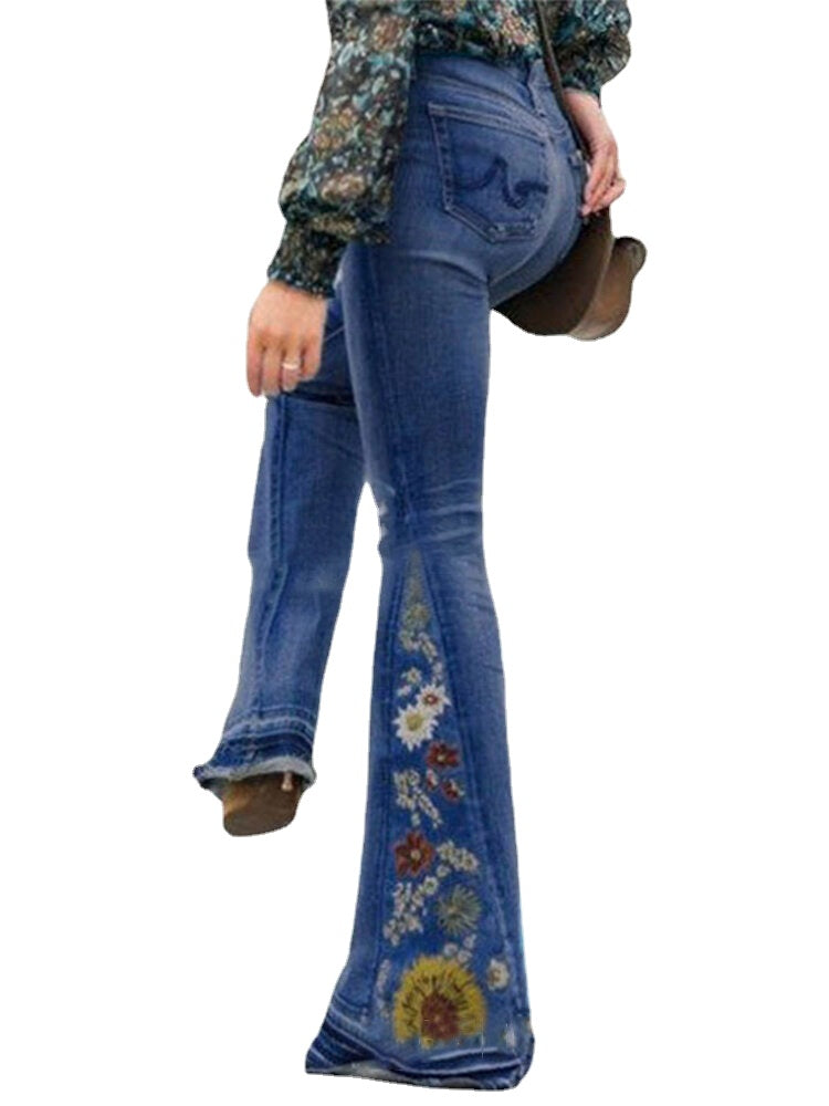 Women Floral Embroidery Stylish Casual Bell-Bottom Jeans With Pockets