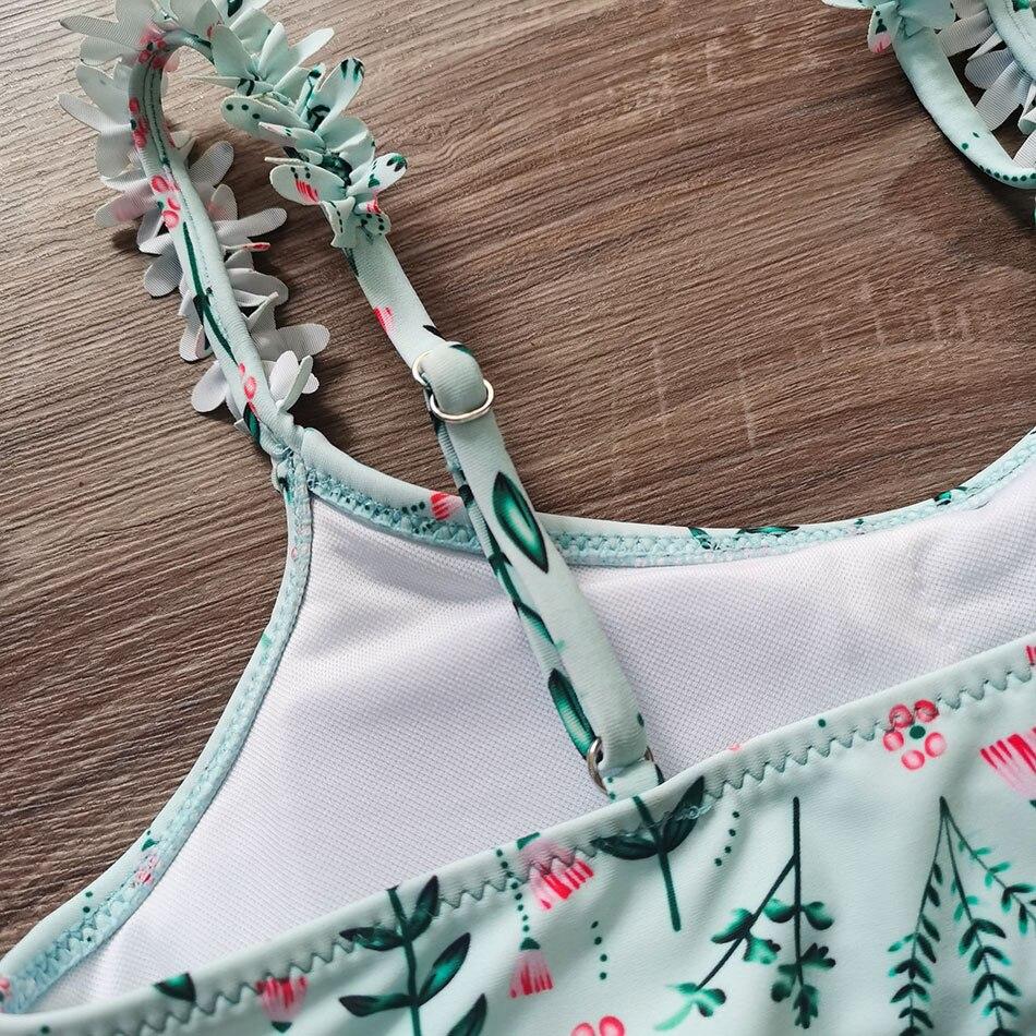 Teenage Girls Floral Print Swimsuit With Pad Two Piece Light Green