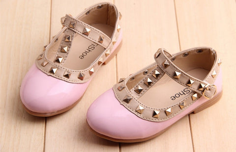 Chic Girls' Comfortable Low-heeled Leather Princess Shoes With Rivets