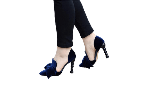 Sapatos de mulheres de desenhista de marca azuis-marinhos Pearl alto salto apontou veludo de dedo do pé curvam bombas de sapatos de partido de estilete de 9 cm