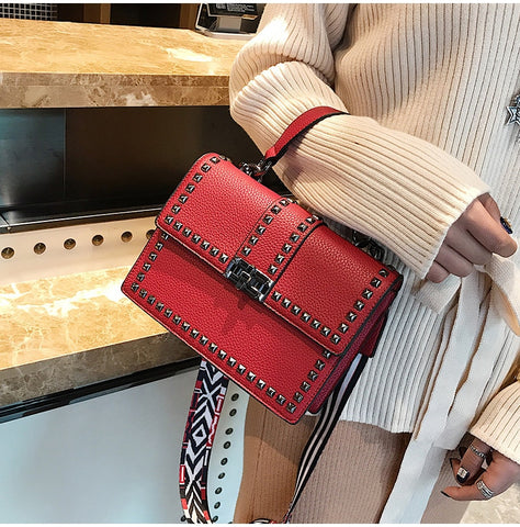 Luxury Stylish Women's Leather Messenger Bags With Rivet
