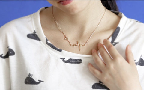 Ecg Necklace Love Shaped Titanium Steel Heartbeat Lockbone Chain Heart Pendant Necklace Female Retro Necklace Jewelry Accessories - Sheseelady