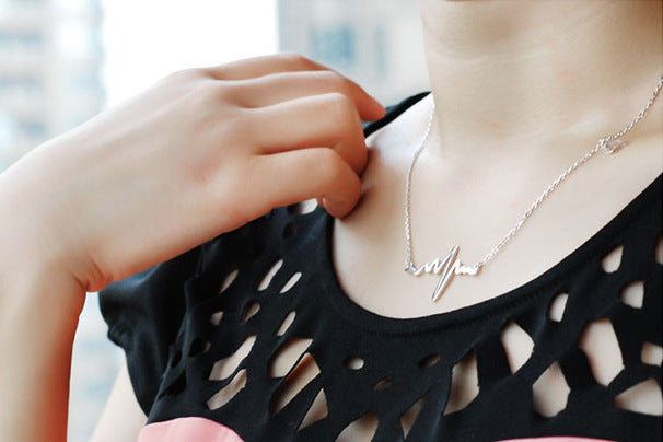 Ecg Necklace Love Shaped Titanium Steel Heartbeat Lockbone Chain Heart Pendant Necklace Female Retro Necklace Jewelry Accessories - Sheseelady