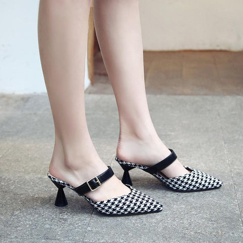 Fashionable Comfortable Women's Slip-on Pumps For Office