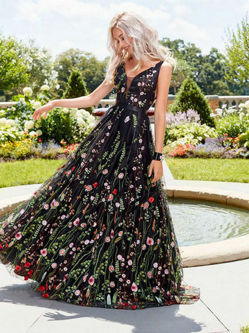 Bohemian Style Sexy Black Backless V-Neck Embroidery Lace Long Prom Dress