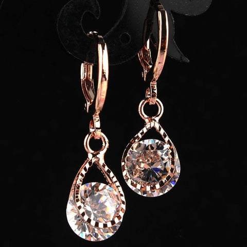 Trendy Water Drop Cz Boucles d’oreilles en cristal pour les femmes Vintage Rose Gold Couleur Boucles d’oreilles partie de mariage Bijoux Brinco Feminino Cadeau