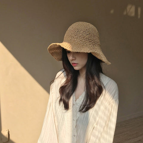 大きな女性Sunビーチ・パナマわら帽子のための夏の帽子は、折られた屋外のVisorキャップに広くいっぱいに注ぎます